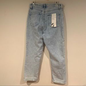 (NWT) Lou & Grey High Rise Straight Leg Jeans